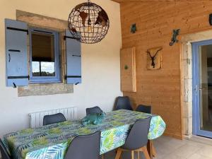 la maison bleue du plot