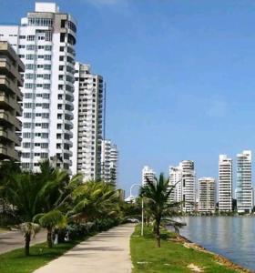 Apartamento Cartagena Manga - Cerca al Centro Historico