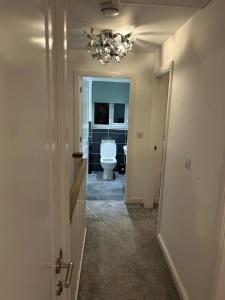 3BR House in Newton-Le-Willows - Sleeps 6