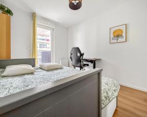 Appartements Lumineux, terrasse cosy et parking prive inclus : photos des chambres