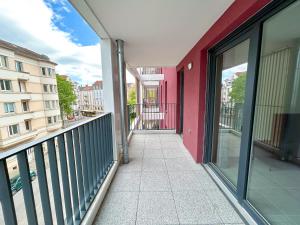 Appartements Lumineux, terrasse cosy et parking prive inclus : Appartement 2 Chambres