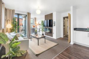Orient CityView with FreePark and Netflix