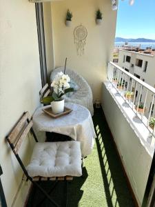 Joli cocon vue mer au cœur de La Ciotat