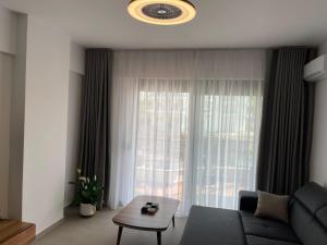 New Apartment Riverside