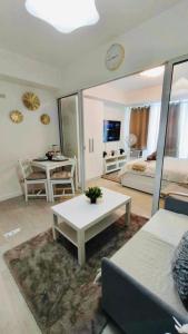 SM Bicutan by Bahamas