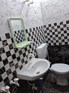 Royal Vinod Residency