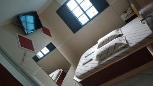 Hotel Malibu (ADULT ONLY)