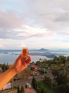 TAGAYTAY CONDO STAY BY RL's SUITE