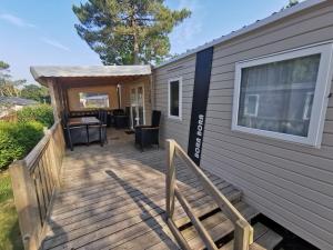 Mobil-home 8 places camping 4