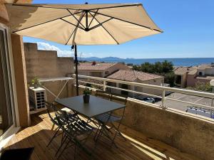 Appartements FIDJI - Studio vue sur mer avec piscine : photos des chambres