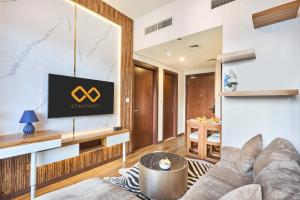 Cozy 1BR Vera Tower with Amazing Burj Khalifa View