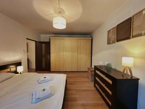 NEO Opt - Iulius Mall - central