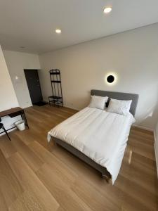 9 New Airport Apartment