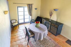 Gîte Lavande au milieu des vignes - Chateau les Apiès