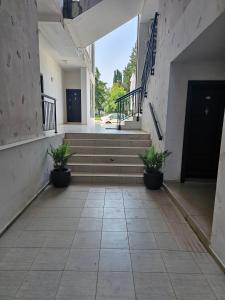 Amara Butik on the first line