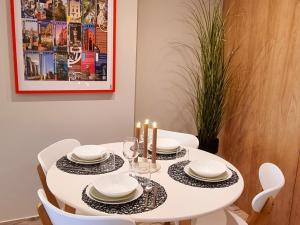 Srebrna Ostoja 66-Atlas Arena, PIOTRKOWSKA, Manufaktura, PARKING PRYWATNY