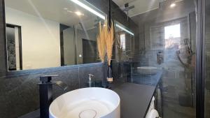 Appartements Appartement Duplex Carnoules : photos des chambres