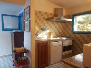 Beachfront villa, right ON SAND! img13