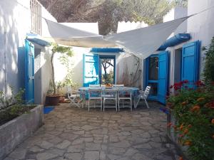 Beachfront villa, right ON SAND! img20