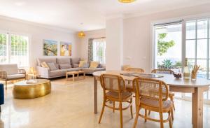 Beautiful Villa, only 5 min walk to Restaurants, Padel Club and Fitness