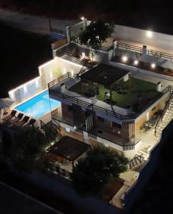 Secret Villa