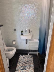 Villas Magnifique villa pieds dans l eau Saint Jean Cap Ferrat : photos des chambres