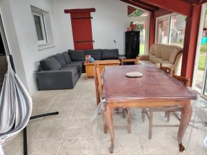 Maisons de vacances Maison familiale 6 chambres : photos des chambres