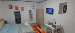 Klent Studio Apartment