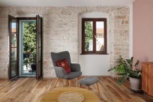 Old Town Nona Apartment - Balcony, Garden and Free Parking