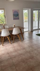 Lagoa and Sea - South Lisbon