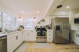 Oasis Over the Bridge of Lions