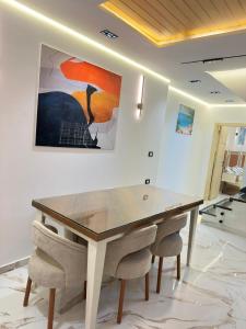 Vibزيارة لا تنسي في مارينا العلمين 3 غرف نوم مكيف بالكامل