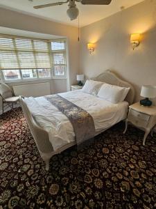 4 bed detached house near Manchester Airport Manchester -Cheadle