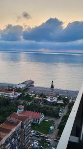 Orbi City 2 room с прекрасным видом на море и горы