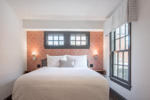 The Poppy Georgetown Guesthouse and Gardens