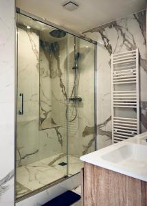 Appartements Cocoon 6p, Terrace with Eiffel Tower & Seine View : photos des chambres