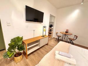 Estúdio prático e completo no centro de Nova Friburgo