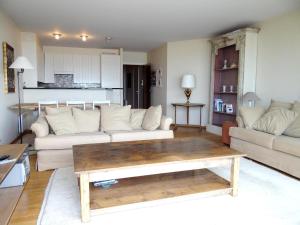 Apartment in Nieuwpoort with sea views, cleaning included