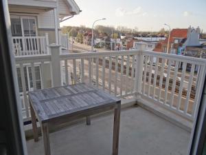 Apartment in Nieuwpoort with terrace, cleaning included