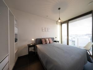 Flat near beach and Normand Park, cleaning included
