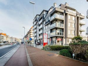 Amatus 303 apartment in Koksijde with balcony, cleaning included