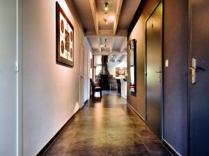 Villa with heated outdoor pool and sauna, cleaning included