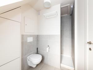 Cozy apartment near the dike and center, cleaning included