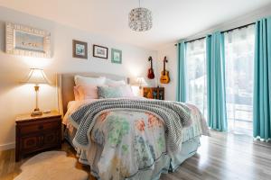 Luxury Vacation House with Breathtaking Soundview