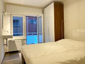 Apartment in Nieuwpoort with sea view, cleaning included