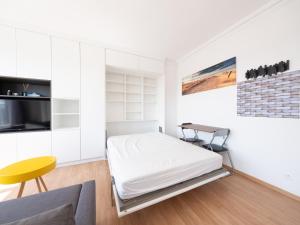 Studio by Zeedijk Beach, cleaning included