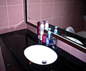 1ST Homestay - HK Tai Wan Hostel