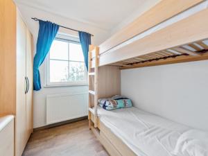 Castle Apartment with Marina View, cleaning included