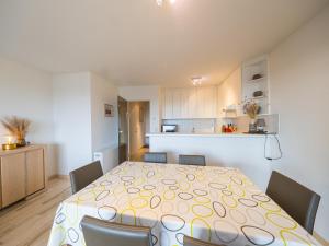 Flat in Koksijde near Casino Square, cleaning included