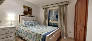 Habitación vista al mar en apartamento compartido